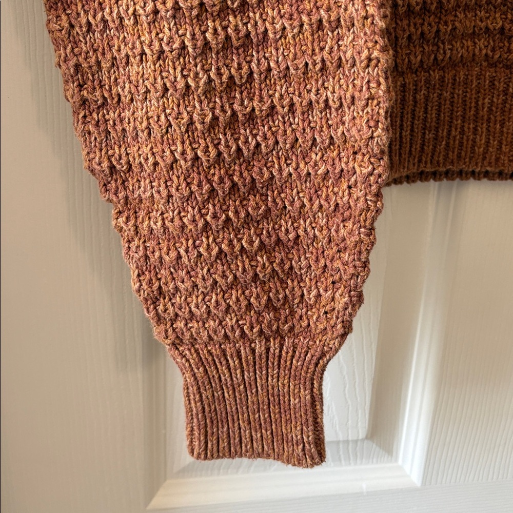 Universal Thread Women's Brown Crew Neck Sweater - image 6